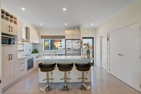 Photo of property in 4 Fermi Lane, Papakura, 2110