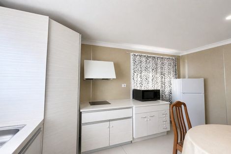 Photo of property in 56a Chilcott Road, Henderson, Auckland, 0612