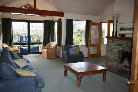 Photo of property in 4a Roto Place, Wanaka, 9305