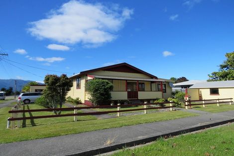 Photo of property in 20 Bentham Street, Westport, 7825