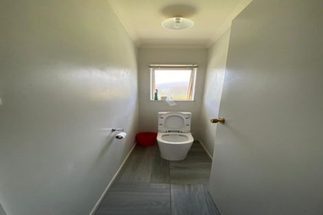 Photo of property in 14 Portrush Lane, Takanini, 2112