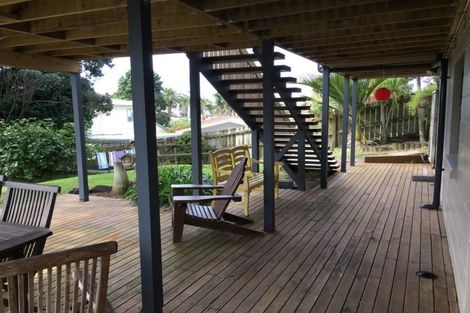 Photo of property in 1065 Papamoa Beach Road, Papamoa Beach, Papamoa, 3118
