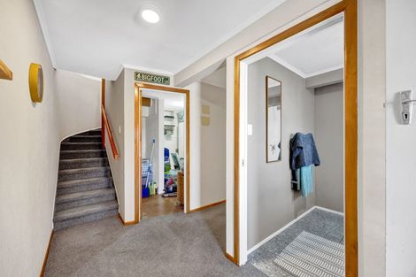 Photo of property in 5 Scott Street, Moturoa, New Plymouth, 4310