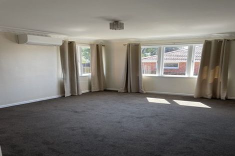 Photo of property in 4317 Great North Road, Glendene, Auckland, 0602