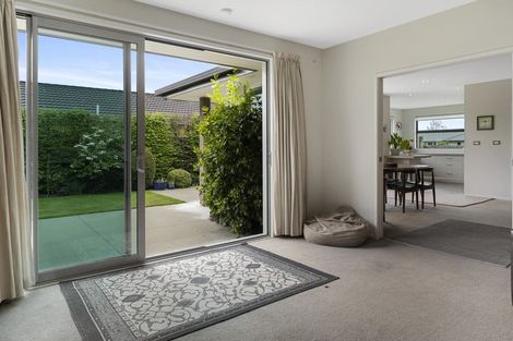 Photo of property in 28 De Castro Drive, Blenheim, 7201