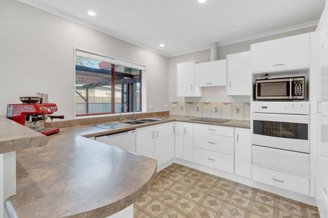 Photo of property in 147 North Street, Feilding, 4702