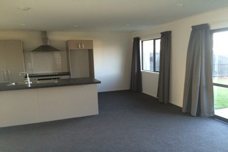 Photo of property in 33 Limbrick Crescent, Wigram, Christchurch, 8042