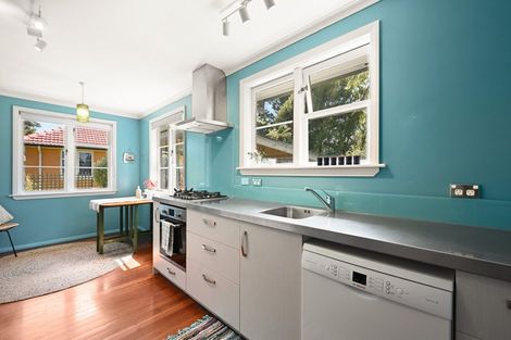 Photo of property in 12 Stokes Crescent, Maeroa, Hamilton, 3200