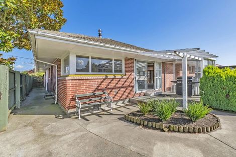 Photo of property in 8 Fatima Street, Redwood, Christchurch, 8051