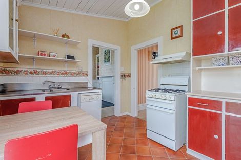 Photo of property in 162 Ruahine Street, Roslyn, Palmerston North, 4414