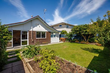 Photo of property in 30 Fairfield Avenue, Fairfield, Lower Hutt, 5011
