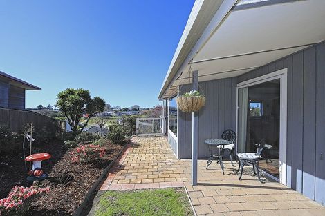 Photo of property in 19 Highfields Drive, Katikati, 3129