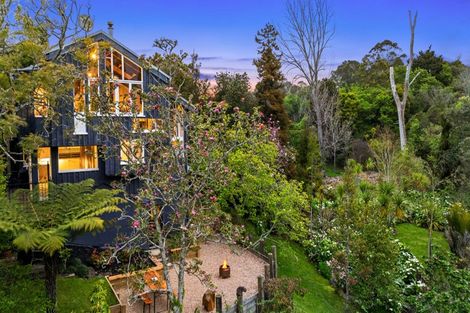 Photo of property in 204 Verbena Road, Birkdale, Auckland, 0626