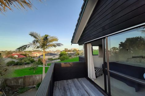 Photo of property in 90b Simmental Crescent, Somerville, Auckland, 2014