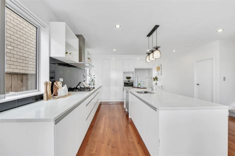 Photo of property in 7 Palazzo Close, Flat Bush, Auckland, 2019