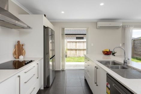 Photo of property in 20 Rotomanu Place, Pyes Pa, Tauranga, 3112