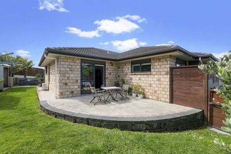 Photo of property in 16 Burwood Terrace, Gulf Harbour, Whangaparaoa, 0930
