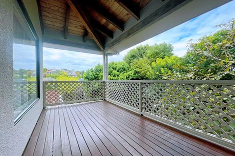 Photo of property in 25 Calman Place, Chatswood, Auckland, 0626
