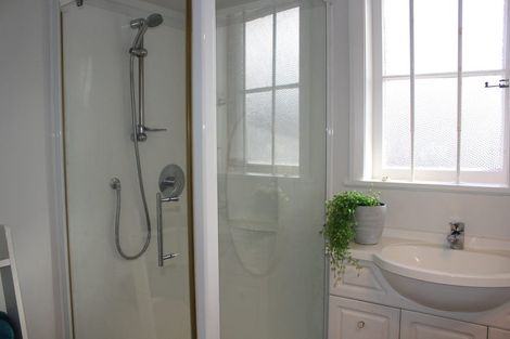 Photo of property in 1/48 Seabrook Avenue, New Lynn, Auckland, 0600