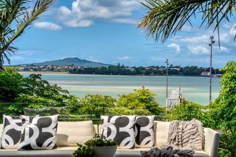 Photo of property in 87 Princes Street, Northcote Point, Auckland, 0627