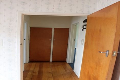 Photo of property in 2/34 Chartwell Avenue, Glenfield, Auckland, 0629