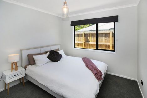 Photo of property in 15 Frederick Place, Whalers Gate, New Plymouth, 4310