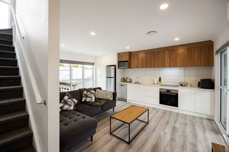 Photo of property in 2/10 Palmerston Street, Hamilton Central, Hamilton, 3204