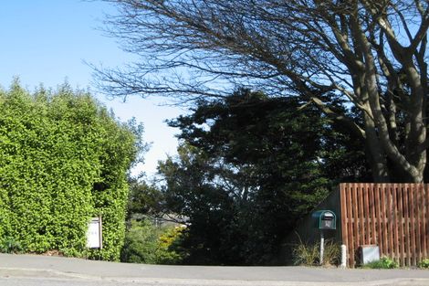 Photo of property in 144 Dyers Pass Road, Cashmere, Christchurch, 8022