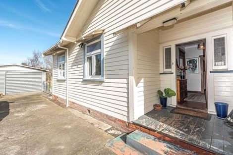 Photo of property in 17 Kawatiri Avenue, Gonville, Whanganui, 4501