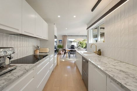 Photo of property in 67 Mears Road, St Andrews, Hamilton, 3200