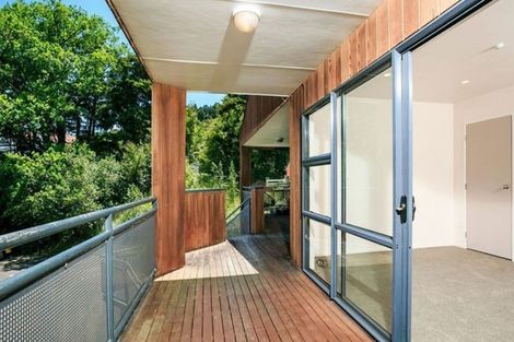 Photo of property in 20/3 The Avenue, Albany, Auckland, 0632