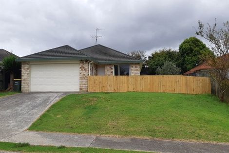 Photo of property in 8 Marblewood Grove, Pukekohe, 2120
