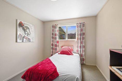 Photo of property in 32 Arthur Road, Paraite, New Plymouth, 4373