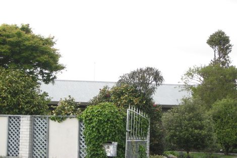 Photo of property in 6 Te One Place, Redwood, Christchurch, 8051