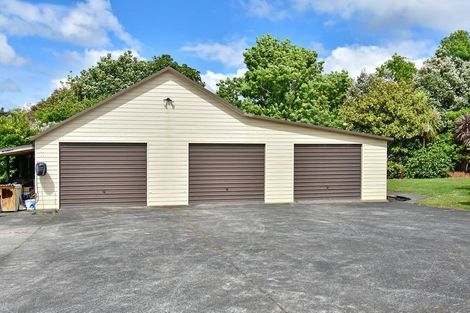 Photo of property in 1 Frank Knight Place, Waiuku, 2123