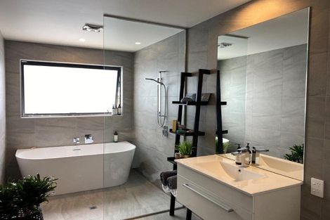 Photo of property in 17 Te Aranga Drive, Papamoa Beach, Papamoa, 3118