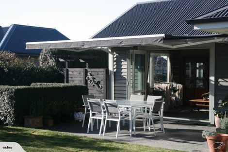 Photo of property in 1 Holly Place, Rangiora, 7400
