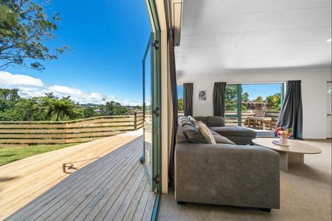 Photo of property in 89b Poplar Grove, Whalers Gate, New Plymouth, 4310