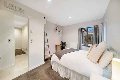 Photo of property in 2a Westburn Terrace, Burnside, Christchurch, 8041