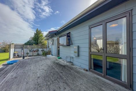 Photo of property in 6 Walton Place, Ngatea, 3503