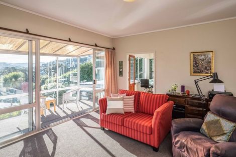 Photo of property in 57 Kinghorne Street, Strathmore Park, Wellington, 6022