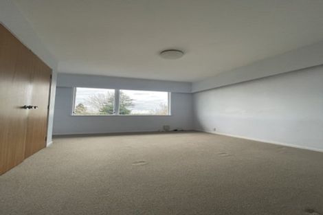 Photo of property in 70 Mountbatten Avenue, Hillcrest, Auckland, 0627