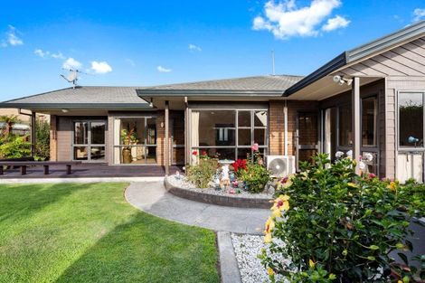 Photo of property in 1 Hyatt Grove, Greenmeadows, Napier, 4112