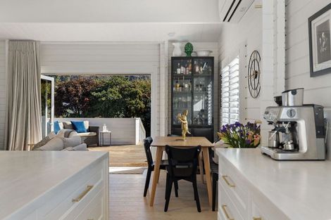 Photo of property in 13 Argyle Place, Arrowtown, 9302