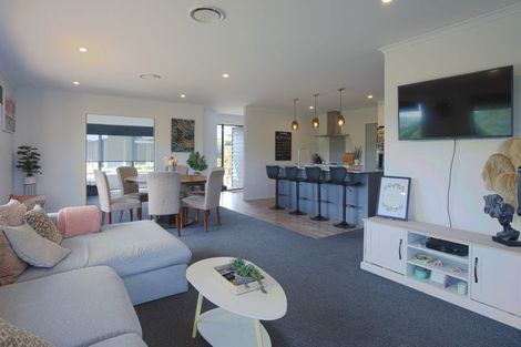 Photo of property in 1 Fetter Lane, Paerata, 2124