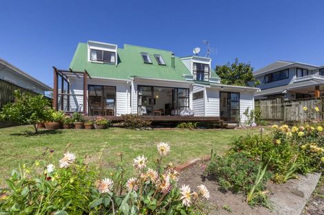 Photo of property in 44 Dale Road, Raumati South, Paraparaumu, 5032