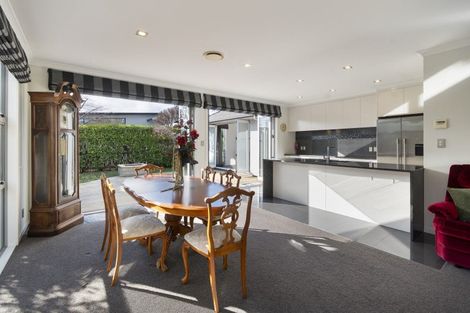 Photo of property in 35 Union Street, Hokowhitu, Palmerston North, 4410