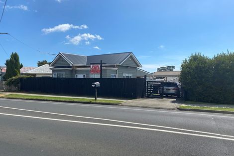 Photo of property in 2 Woodhouse Road, Patumahoe, Pukekohe, 2679