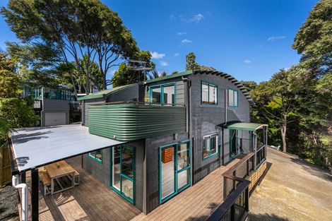 Photo of property in 112 Mountain Road, Henderson Valley, Auckland, 0612