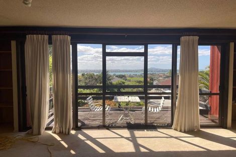 Photo of property in 233a Pakuranga Road, Pakuranga, Auckland, 2010